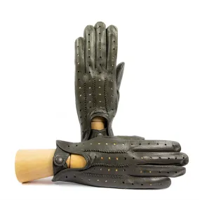 Men's mud leather driving gloves with button closure