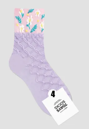 Women's Spring Flower Lace Crew Socks -Lavender